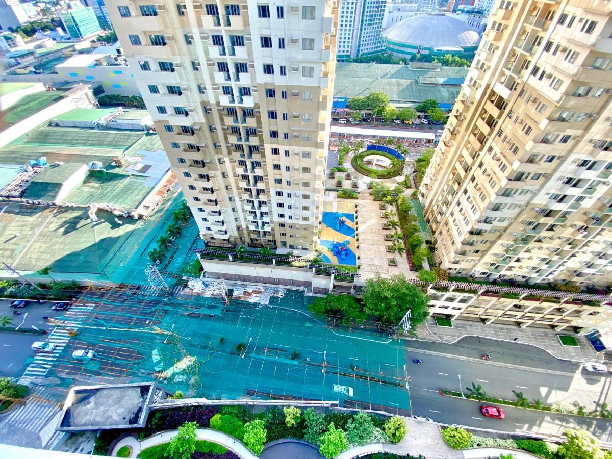 Frost At Manhattan Heights Towerb Manila Bagian luar foto